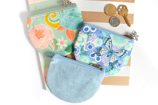 Light Blue Spring Floral Round Coin Purse