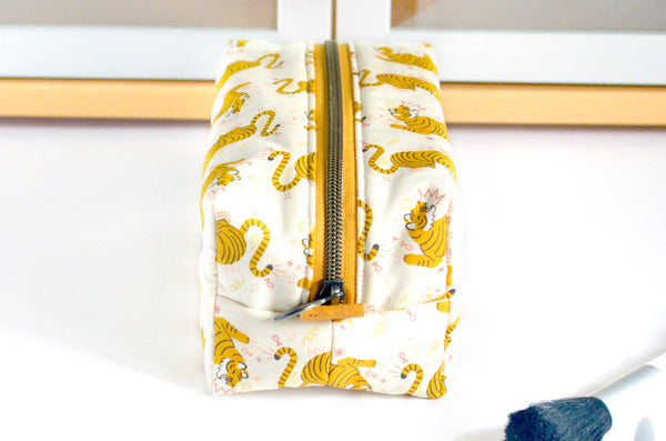 White & Yellow Tiger Boxy Toiletry Bag