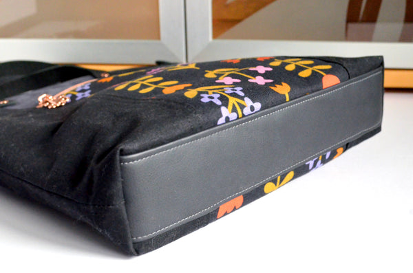 Black Favourite Flowers Crossbody Tote Bag