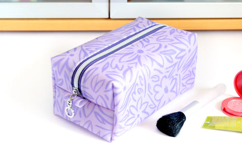*Jelly Vinyl* Purple Floral Boxy Toiletry Bag
