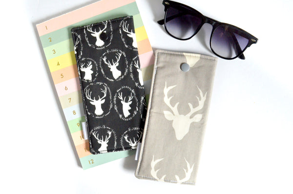 Black & Grey Deer Glasses Case