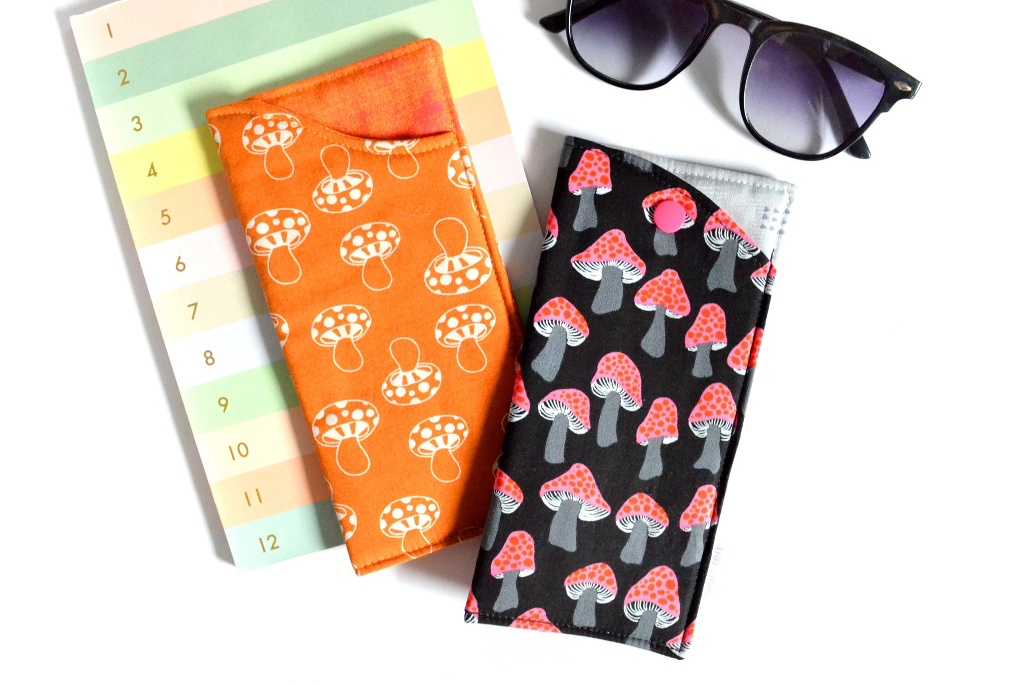 Black & Orange Retro Mushroom Glasses Case
