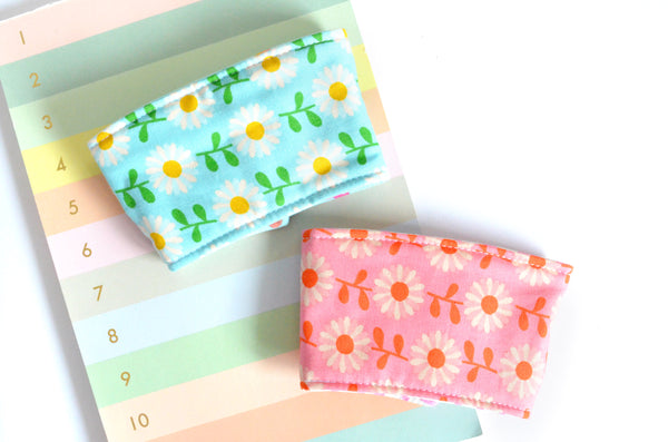 Pink & Blue Daisy Coffee Sleeve