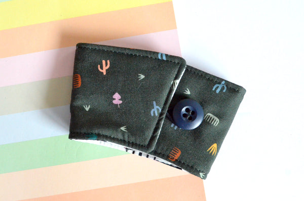 Black Mini Desert Coffee Sleeve