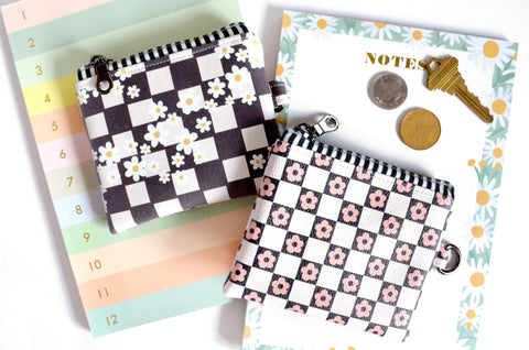 Black & White Daisy Checker Faux-Leather Coin Purse