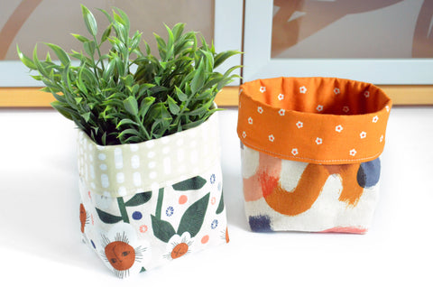 Abstract Daisy Fabric Plant Pot