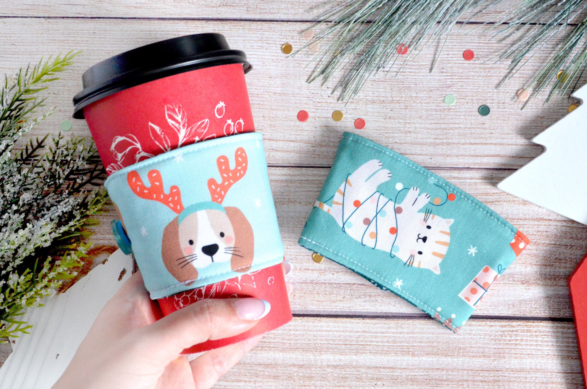 Holiday Dog & Cat Coffee Sleeve