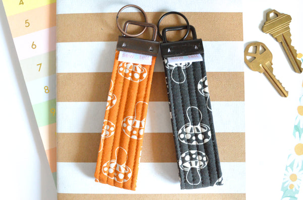 Black & Orange Retro Mushroom Fabric Keychain