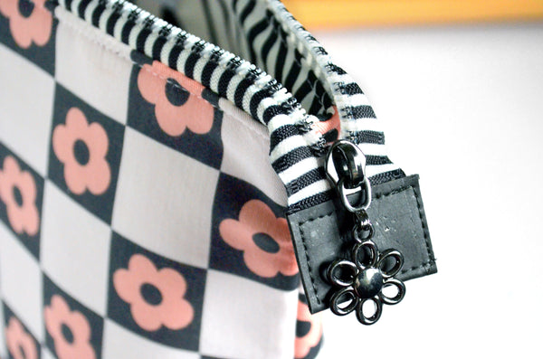 Black & White Checker Daisy Jumbo Toiletry Bag
