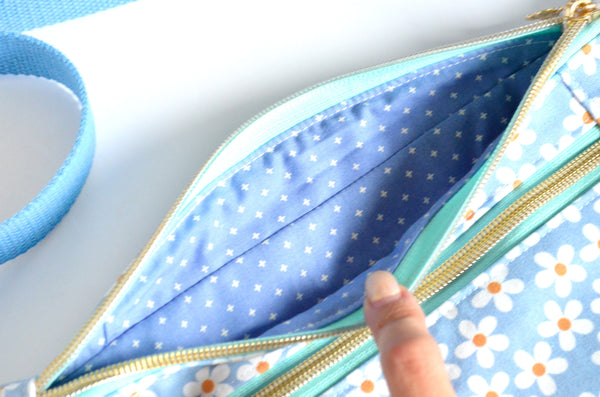 Blue & White Daisy Fanny Pack