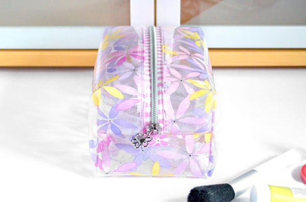 *Clear Vinyl* Sparkle Floral Boxy Toiletry Bag