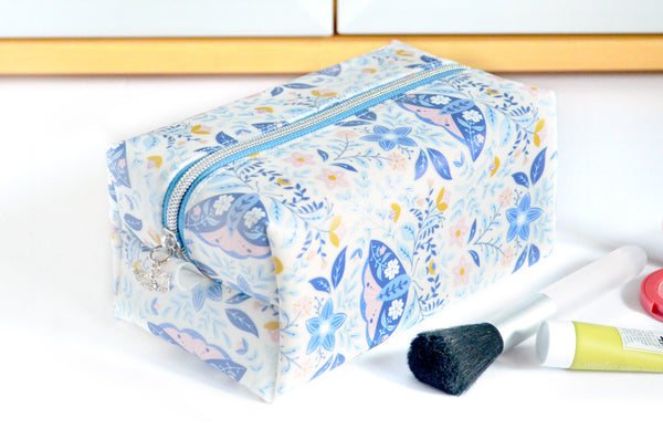 *Jelly Vinyl* Floral Moth Boxy Toiletry Bag