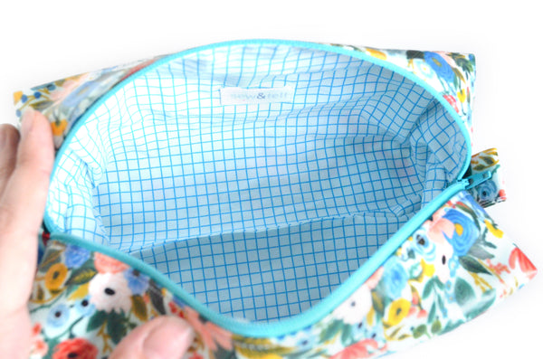 Light Blue Rifle Floral Toiletry Bag