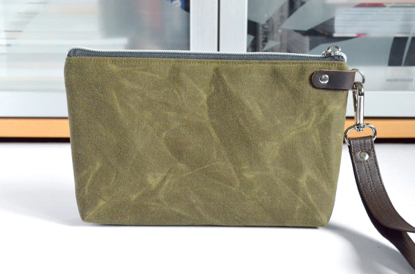 Waxed Canvas Olive Floral Woodland Double-Zip Wristlet