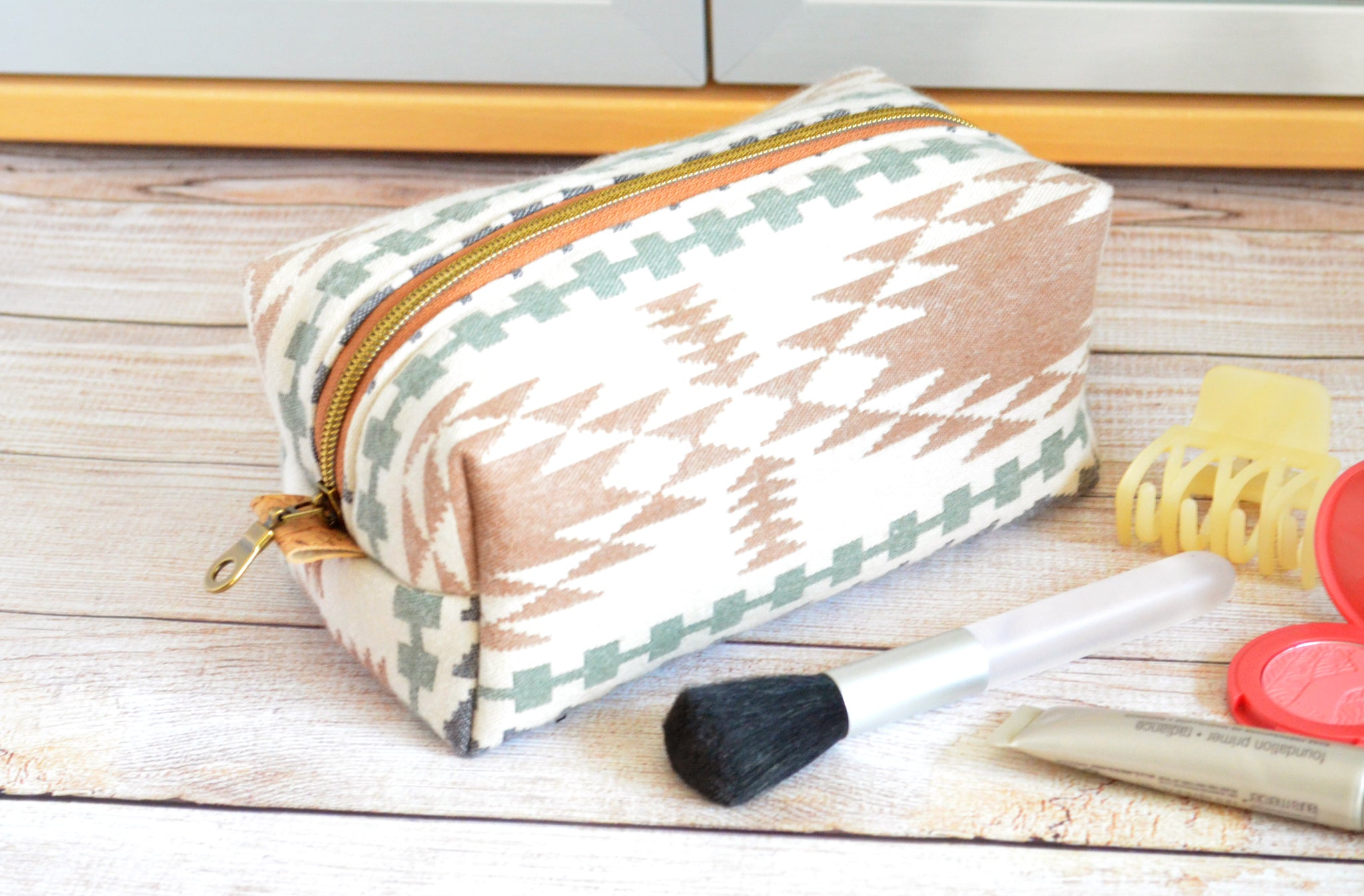 Light Brown Taos Flannel Boxy Toiletry Bag