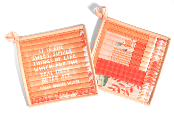 Goldenrod Quote Pot Holder Set in Coral